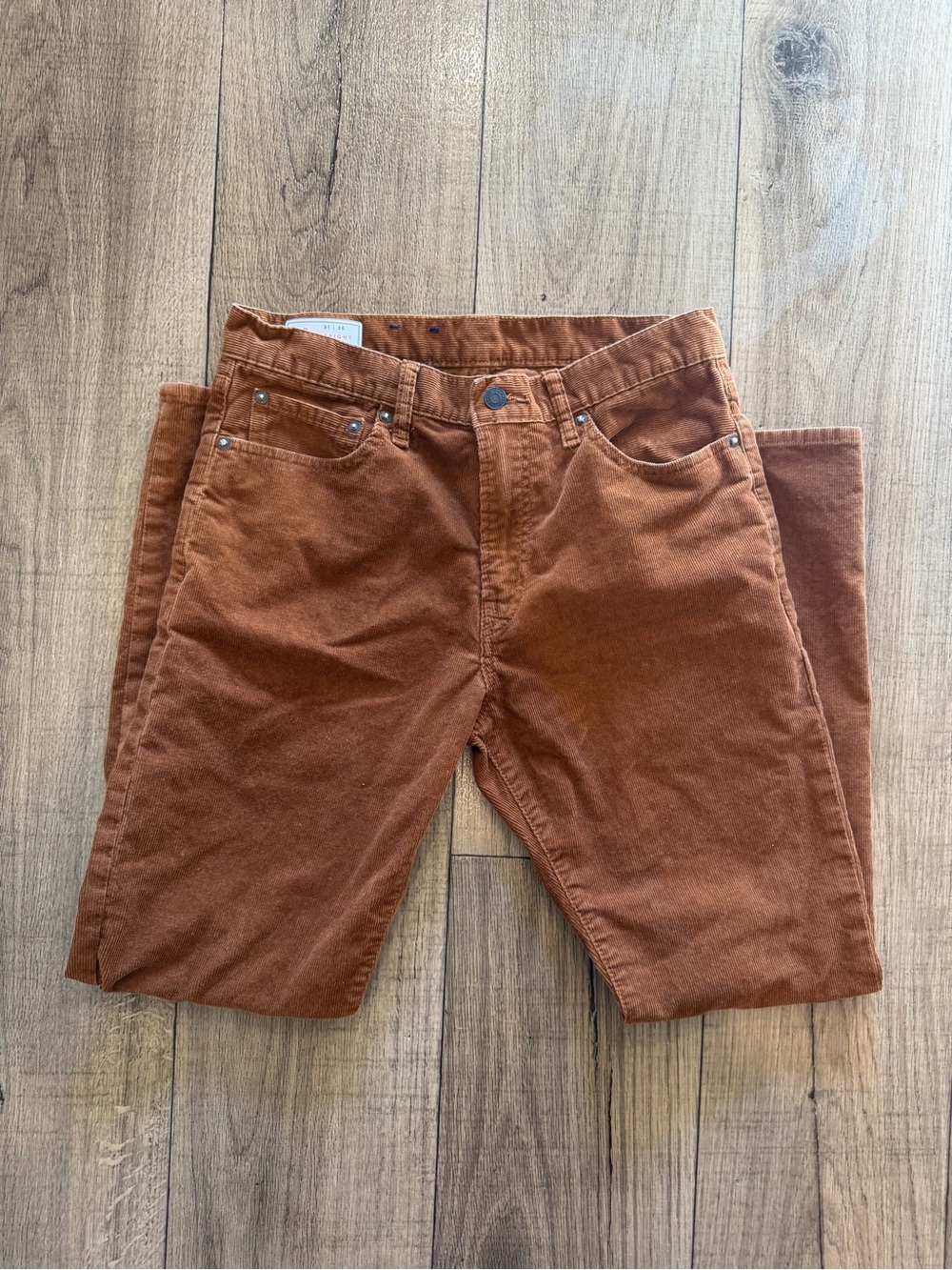 GAP Men's Corduroy Pants in Burnt Orange